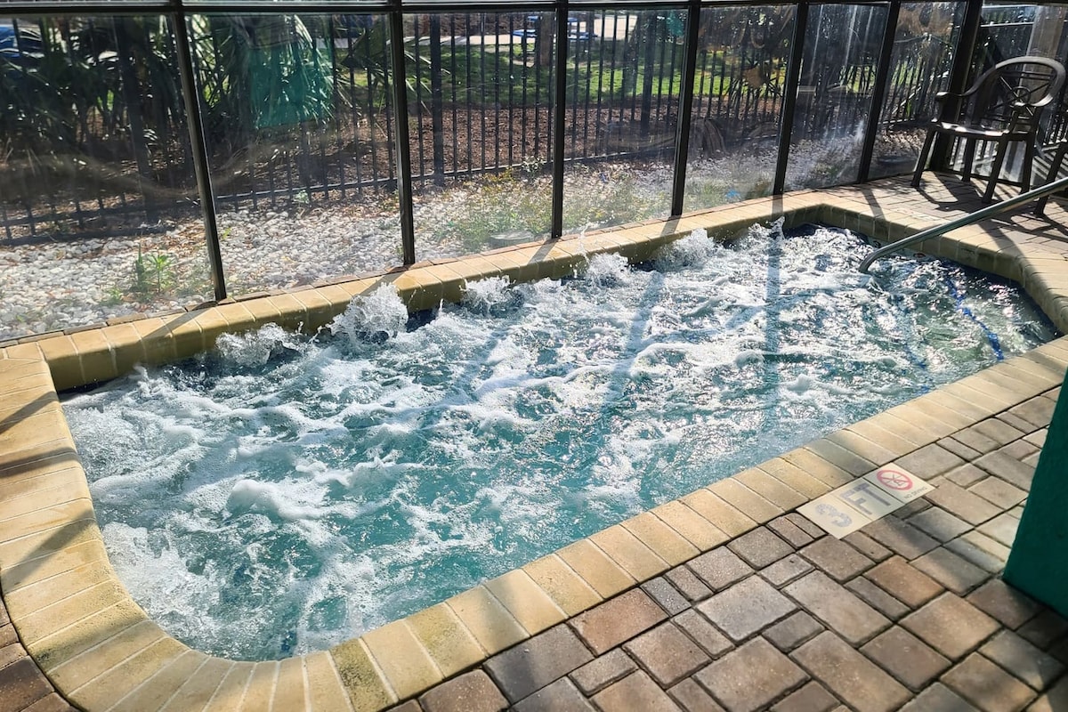 Resort Hot Tub